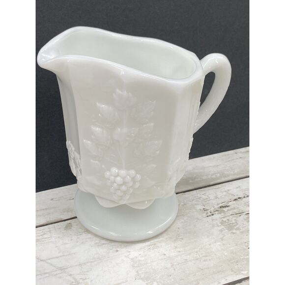 Vintage Westmoreland Footed Milk Glass Pitcher Paneled Grape and Vine Pattern - Picture 4 of 12